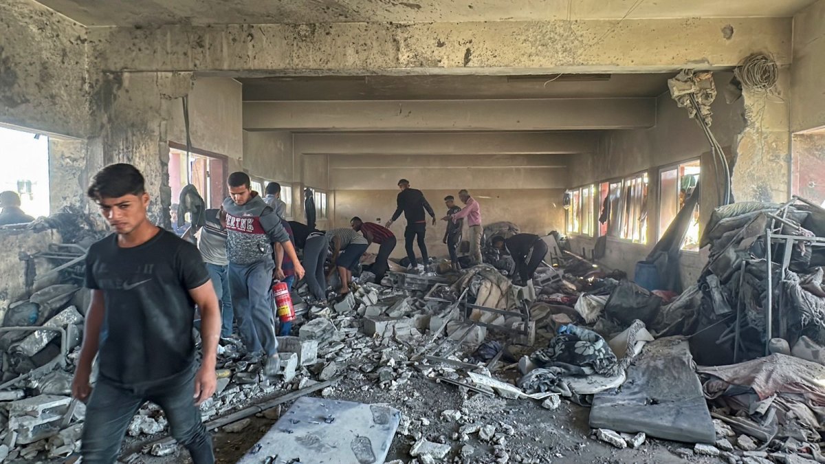 Israeli Strike Kills Eight at Gaza Funeral, IDF Targets Militant Cell